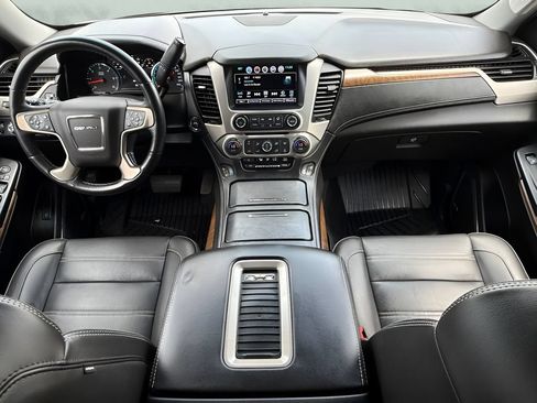 Used 2019 GMC Yukon Denali w/ Open Road Package AWD/4WD image 14