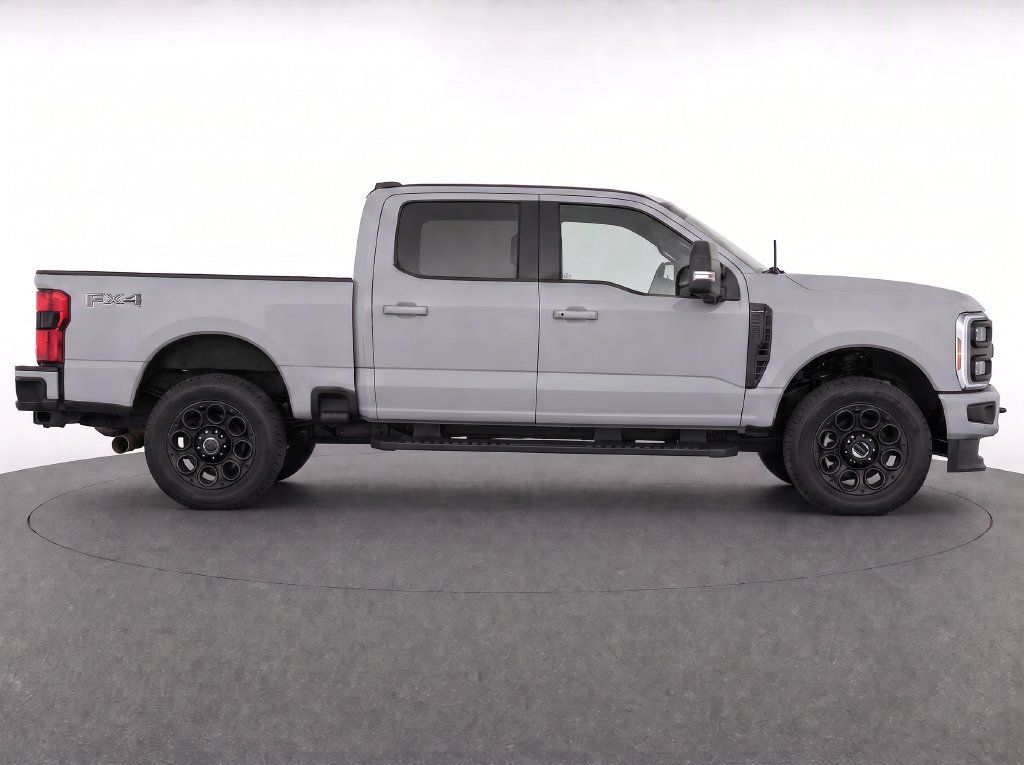 Certified 2024 Ford F250 Lariat w/ Lariat Ultimate Package AWD/4WD image 2