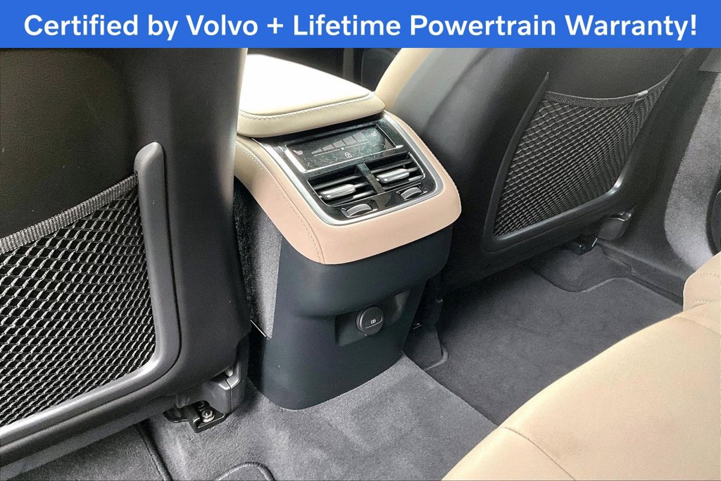 Used 2026 Volvo XC90 B6 Plus AWD/4WD image 31
