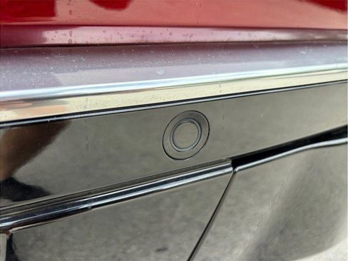 Used 2024 Jeep Wagoneer Series II w/ Flexible Seating Group image 17