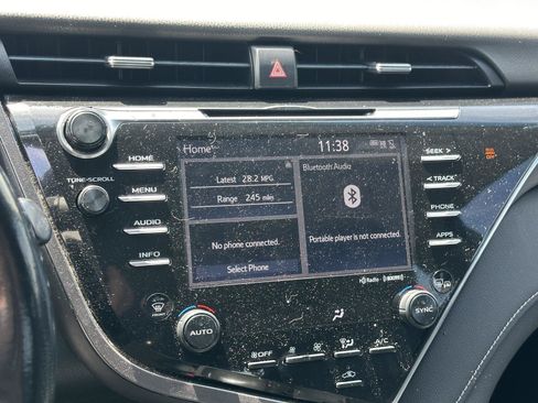Used 2018 Toyota Camry SE w/ Audio Package FWD image 11