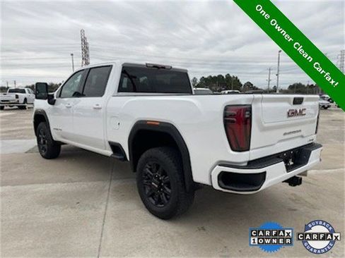 Used 2025 GMC Sierra 2500 AT4 image 5