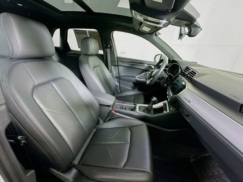 Used 2023 Audi Q3 2.0T Premium image 29