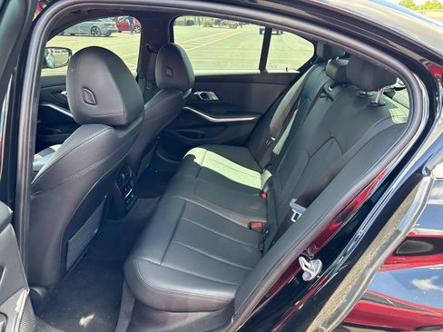 Used 2019 BMW 330i Sedan w/ Driving Assistance Package RWD image 3