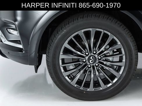 Used 2024 INFINITI QX80 Sensory w/ Cargo Package AWD/4WD image 45