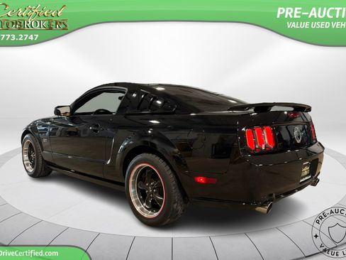 Used 2007 Ford Mustang GT Premium image 8