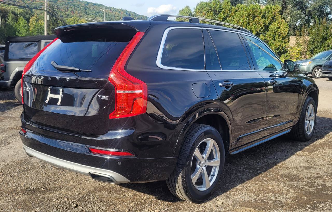 Used 2016 Volvo XC90 T5 Momentum AWD/4WD image 8
