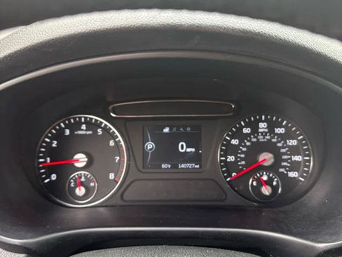 Used 2017 Kia Sorento FWD w/ LX Convenience Package image 15