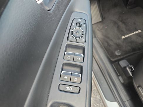 Used 2023 Hyundai Santa Fe Limited FWD image 14