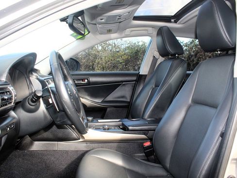 Used 2014 Lexus IS 250 image 11