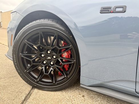 Used 2024 Ford Mustang GT Premium w/ GT Performance Package image 10