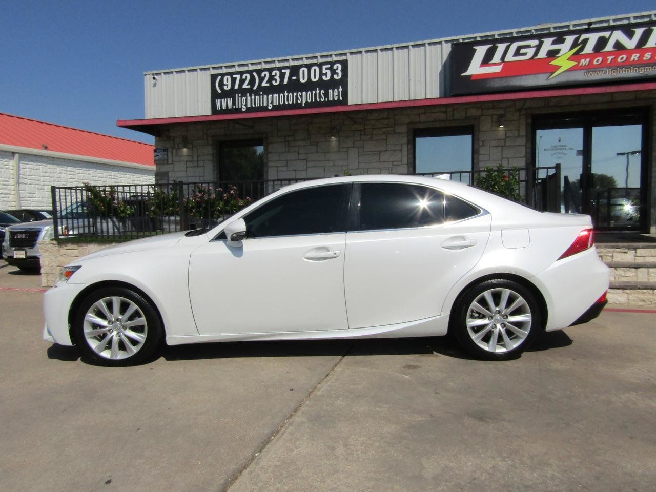 Used 2015 Lexus IS 250 RWD image 2
