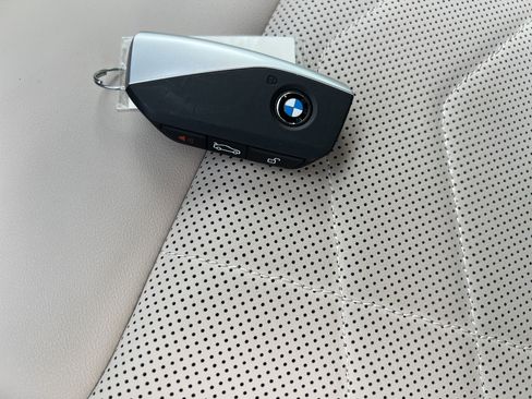 Used 2025 BMW X1 xDrive28i w/ Technology Package AWD/4WD image 35