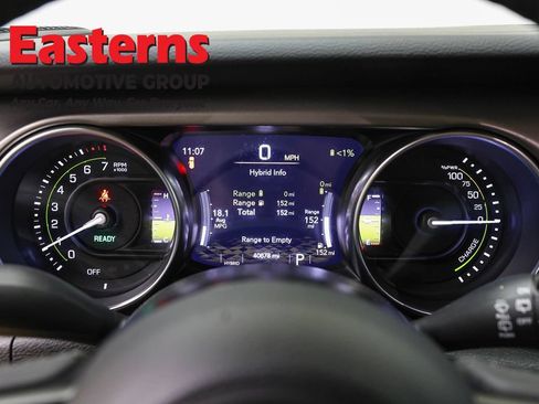 Used 2023 Jeep Wrangler Unlimited w/ Cold Weather Group AWD/4WD image 18