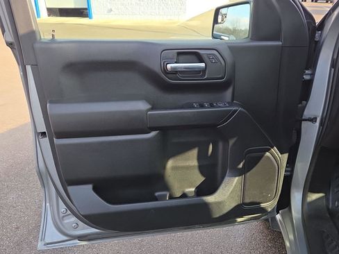 Used 2023 GMC Sierra 1500 Pro w/ Fleet Convenience Package image 12