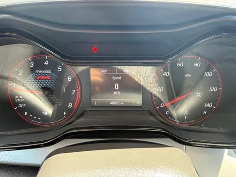 Certified 2024 Chevrolet Trax RS FWD image 24