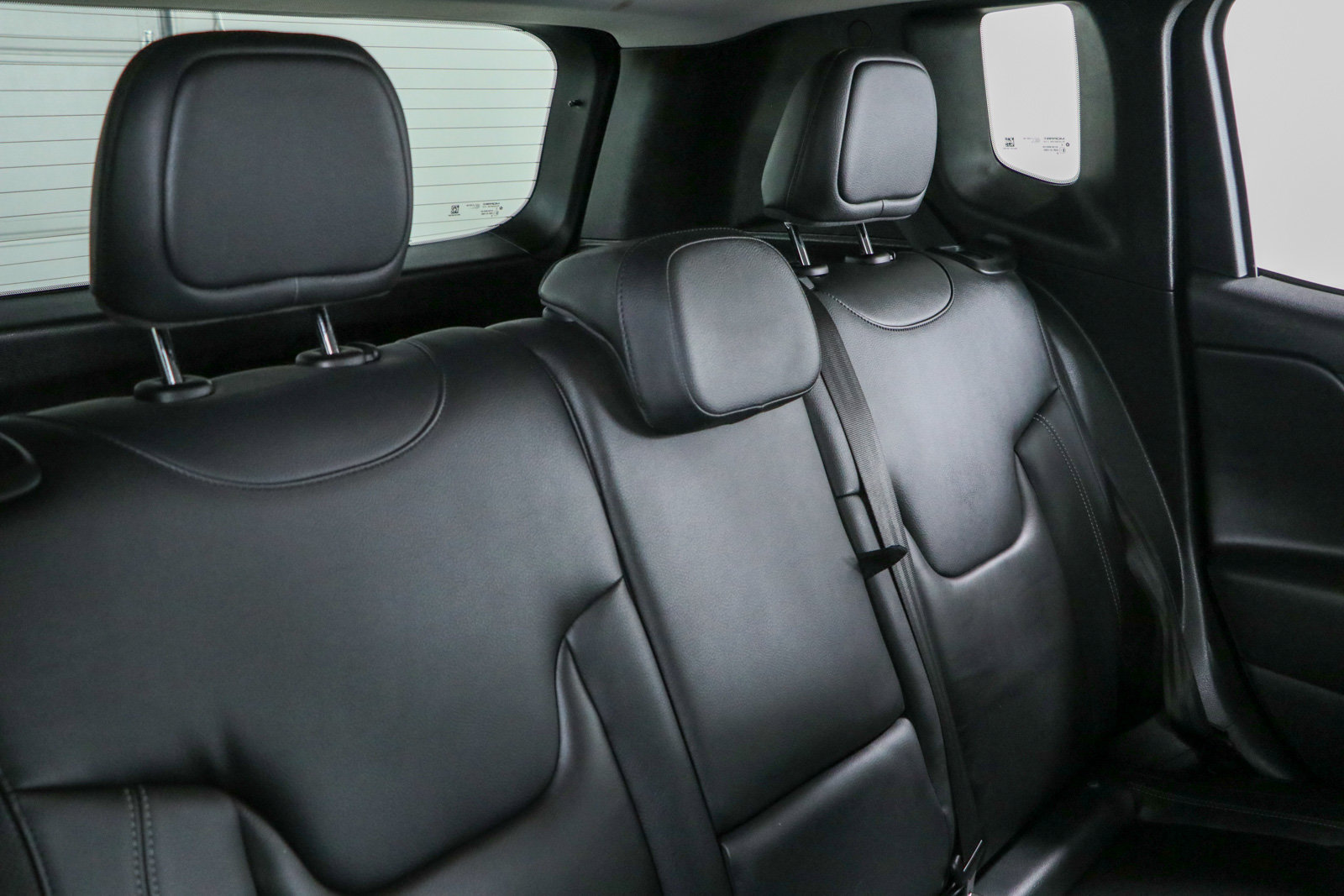 Used 2021 Jeep Renegade Limited AWD/4WD image 27