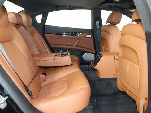 Used 2023 Maserati Quattroporte Modena Q4 image 14