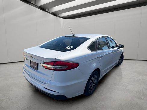 Used 2019 Ford Fusion S FWD image 5