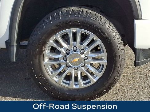 Used 2023 Chevrolet Silverado 2500 High Country image 12