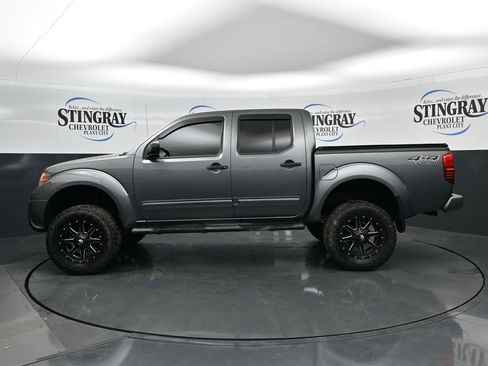 Used 2020 Nissan Frontier SV w/ Midnight Edition Floor Mats AWD/4WD image 4