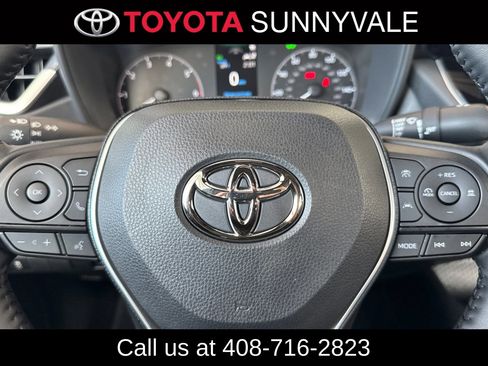 Certified 2025 Toyota Corolla SE w/ Convenience Package FWD image 27