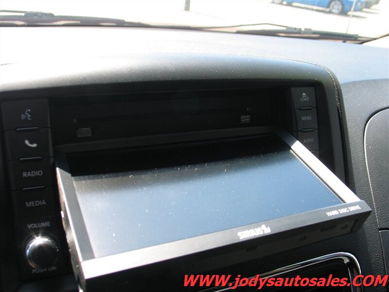 Used 2018 Dodge Grand Caravan SE w/ UConnect Hands-Free Group FWD image 14