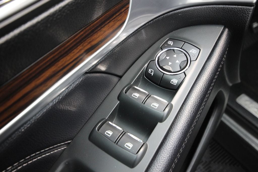 Used 2018 Ford Explorer Limited FWD image 15
