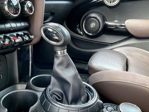 Used 2016 MINI Cooper S image 15