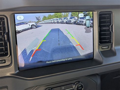 New 2025 Ford Bronco Badlands image 24