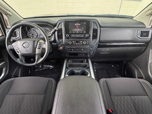 Used 2023 Nissan Titan SV w/ SV Convenience Package RWD image 11