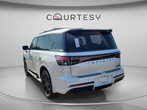 Certified 2026 INFINITI QX80 4WD w/ Sport Exterior Package image 4