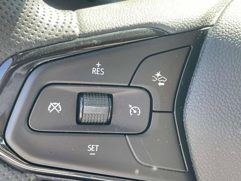 Used 2025 Chevrolet TrailBlazer LT FWD image 24