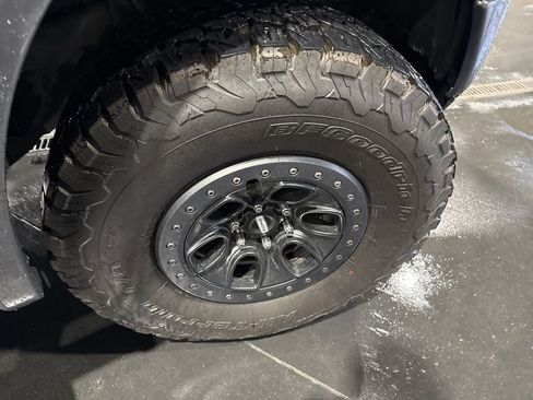 Used 2018 Ford F150 Platinum w/ Equipment Group 701A Luxury image 15