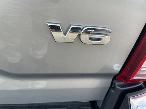 Used 2021 Toyota Tacoma SR5 image 15