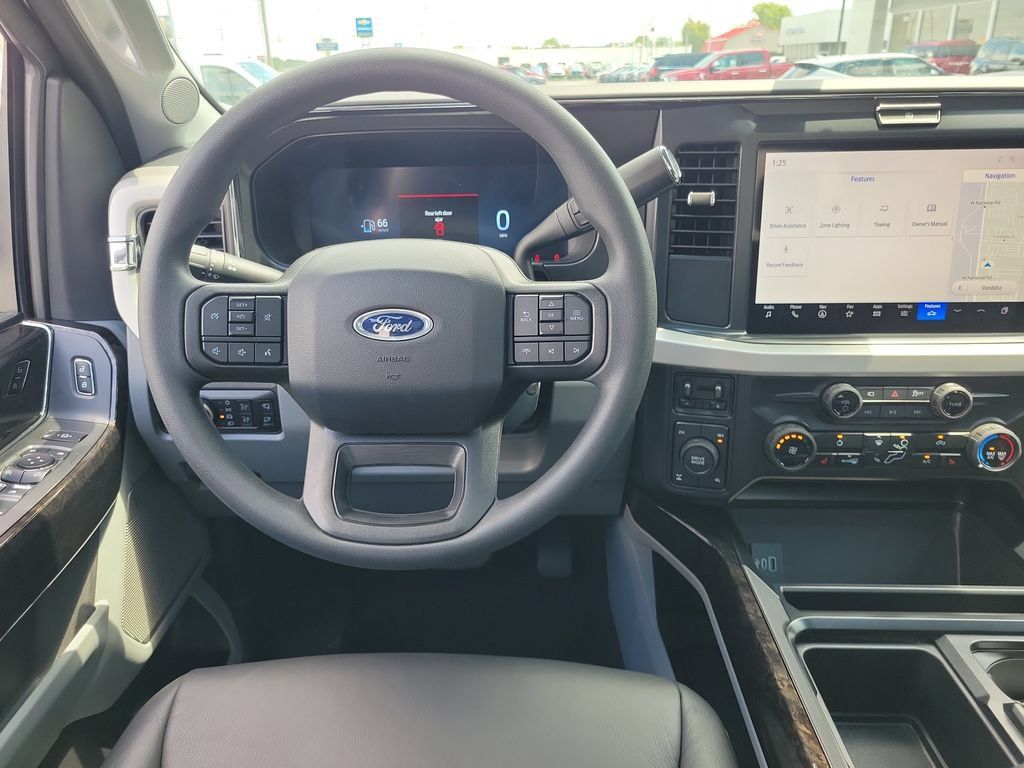 New 2026 Ford F250 XLT w/ XLT Premium Package AWD/4WD image 19