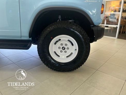 New 2025 Ford Bronco Heritage Edition image 32