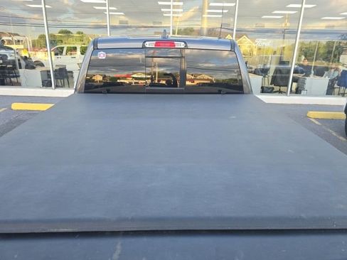 Used 2019 RAM 1500 Limited AWD/4WD image 2