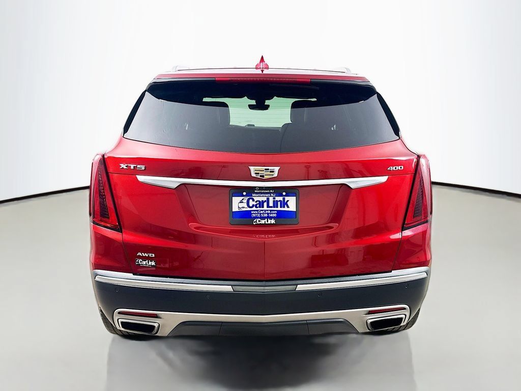 Used 2022 Cadillac XT5 Premium Luxury w/ Technology Package AWD/4WD image 7