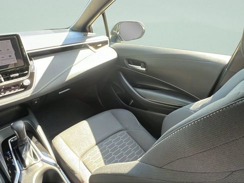Certified 2025 Toyota Corolla SE FWD image 12