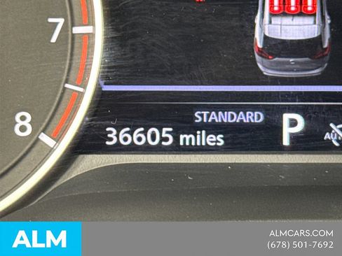 Used 2025 Nissan Rogue SV FWD image 30