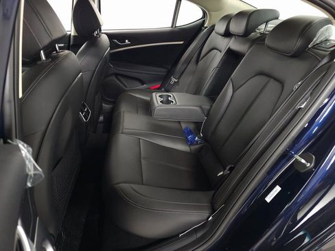 New 2026 Genesis G70 2.5T image 23