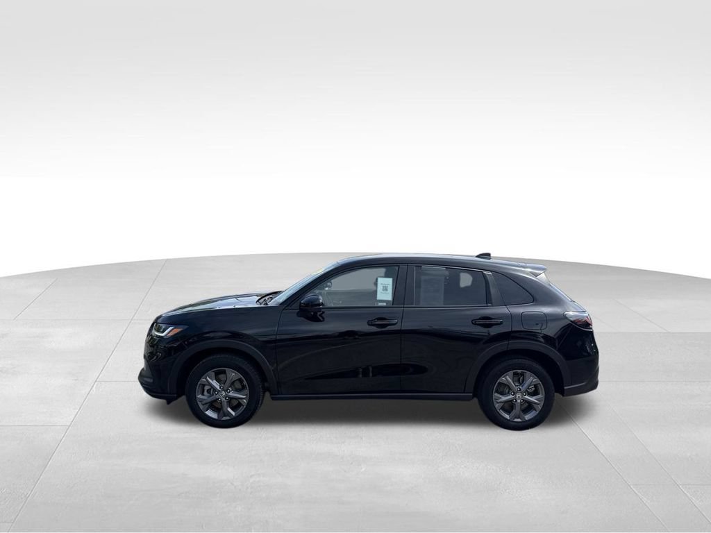 Certified 2027 Honda HR-V LX image 9