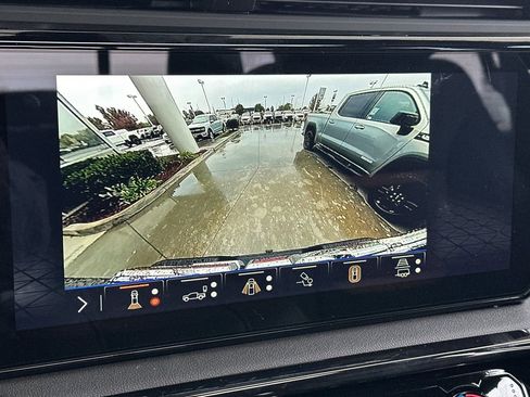 New 2026 GMC Sierra 1500 AT4 w/ LPO, Black Badging Package image 20