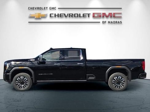 New 2026 GMC Sierra 2500 Denali Ultimate AWD/4WD image 6