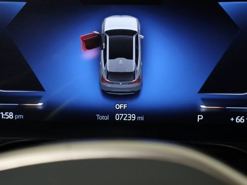 Used 2025 BMW X3 xDrive30i w/ Premium Package image 17