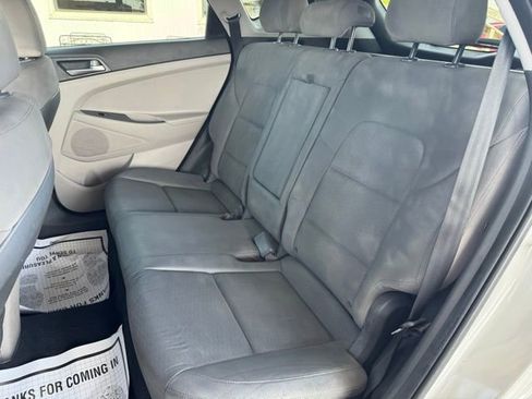 Used 2020 Hyundai Tucson SE AWD/4WD image 18