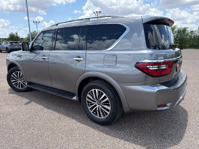 Used 2023 Nissan Armada SL w/ Captain's Chairs Package RWD image 5