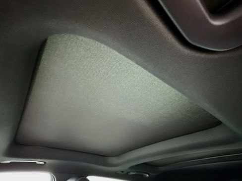 Used 2022 Mercedes-Benz GLC 300 4MATIC w/ Driver Assistance Package image 27