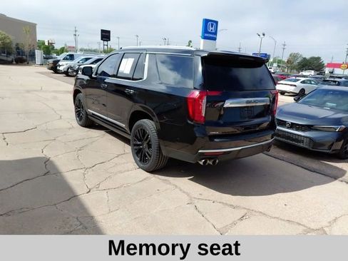 Used 2023 GMC Yukon Denali AWD/4WD image 7